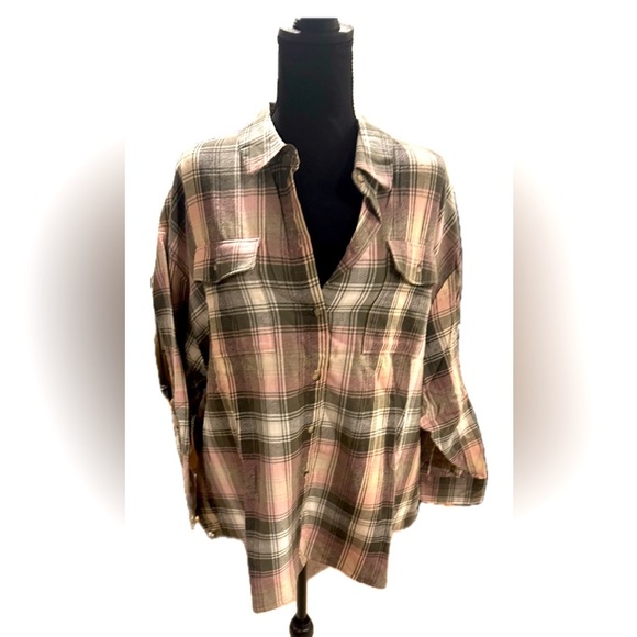 NWT Old Navy- pink, cream, and gray flannel shirt- Petite XXL - Picture 1 of 4